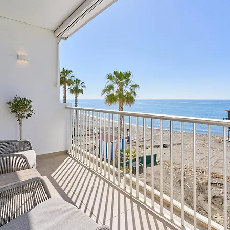 Seafront Daire Algarrobo Costa
