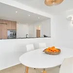 Seafront Apartman