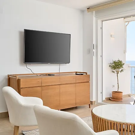 Apartment Seafront